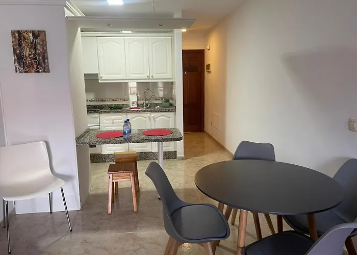 Ola El Medano 117, Apartment 2 Bedrooms, Parking